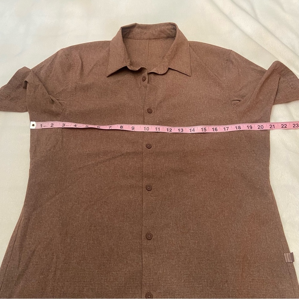 lululemon athletica Brown Casual Button Down Shirt - Picture 5 of 10